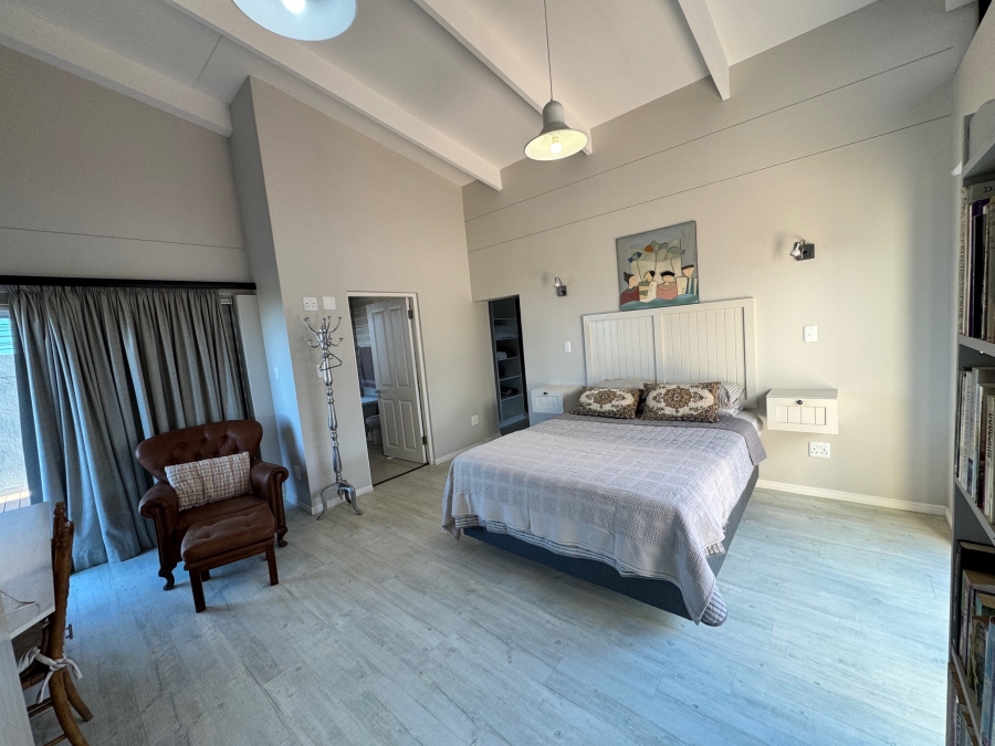 To Let 3 Bedroom Property for Rent in Stilbaai Oos Western Cape